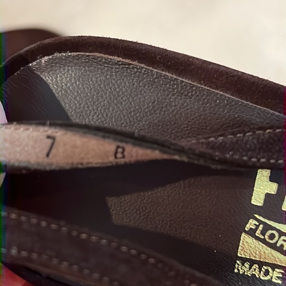 FERRAGAMO HEELS - Picture 13 of 16